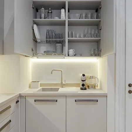 Apartment New! Luxury In The Center Of Overlooking Deribasovskaya Str. Price! *