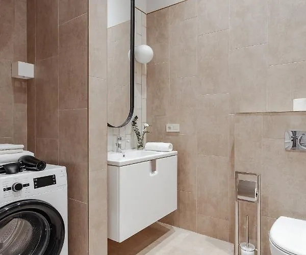 דירה New! Luxury In The Center Of Overlooking Deribasovskaya Str. Price! אודסה