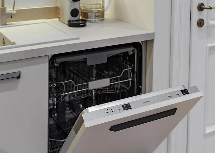 Appartement New! Luxury In The Center Of Overlooking Deribasovskaya Str. Price!