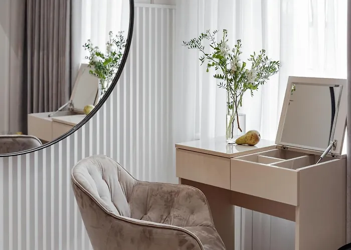 New! Luxury In The Center Of Overlooking Deribasovskaya Str. Price! Daire