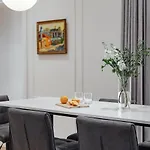 New! Luxury In The Center Of Overlooking Deribasovskaya Str. Price! Apartment Odessa