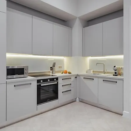 Apartmán New! Luxury In The Center Of Overlooking Deribasovskaya Str. Price! *