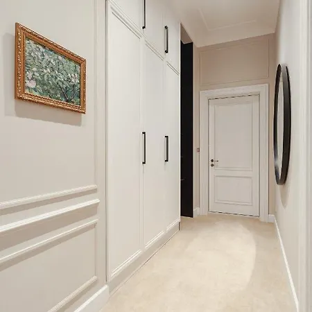 New! Luxury In The Center Of Overlooking Deribasovskaya Str. Price! אודסה